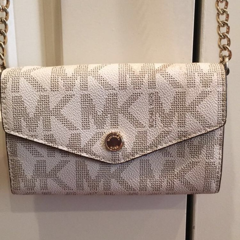 Michael Kors Signature Crossbody